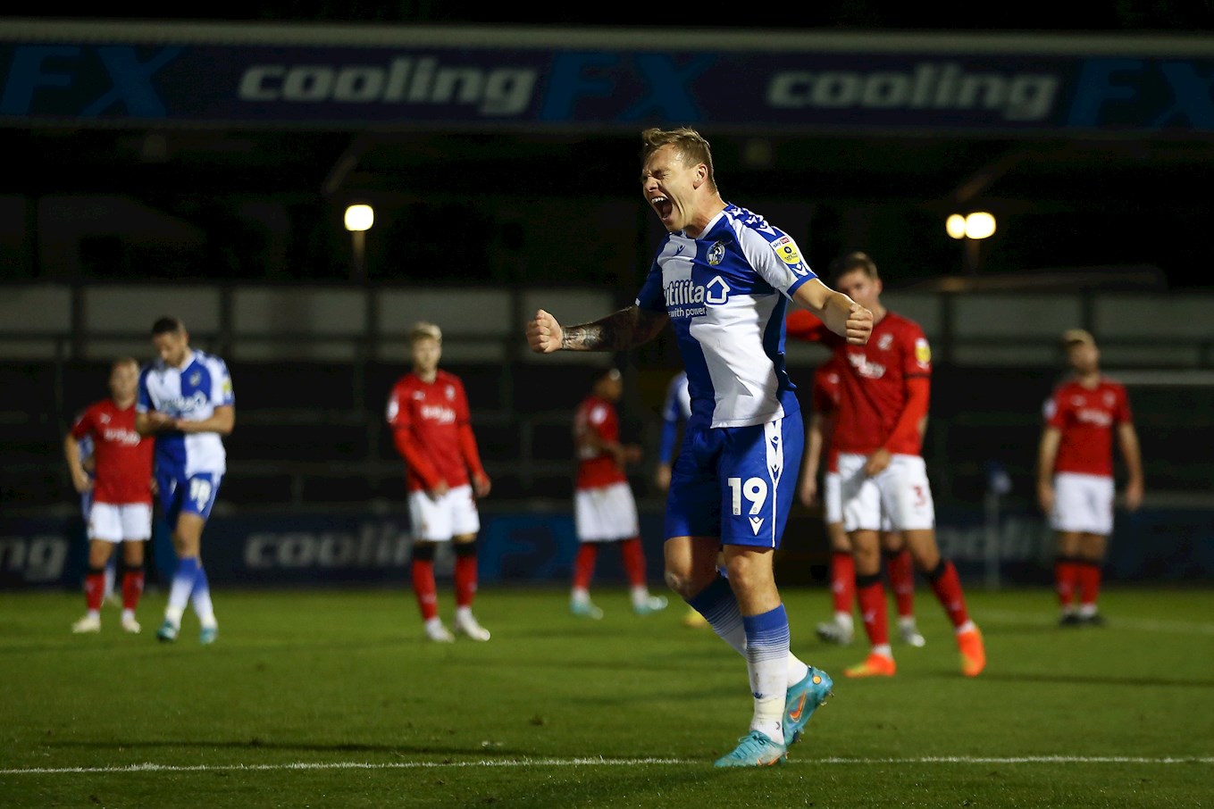 JMP_Bristol_Rovers_V_Swindon_Town_WC-792.jpg